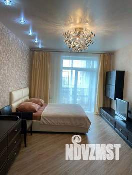 1-к квартира, посуточно, 43м2, 1/1 этаж