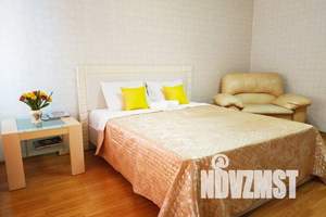 1-к квартира, посуточно, 50м2, 2/10 этаж