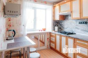 2-к квартира, посуточно, 45м2, 4/5 этаж