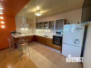 4-к квартира, на длительный срок, 143м2, 6/10 этаж