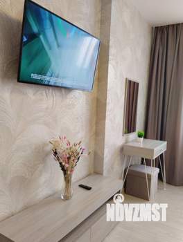 1-к квартира, посуточно, 40м2, 10/25 этаж