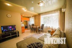 2-к квартира, посуточно, 50м2, 3/5 этаж