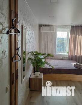 2-к квартира, посуточно, 40м2, 6/10 этаж