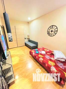 1-к квартира, посуточно, 37м2, 3/3 этаж