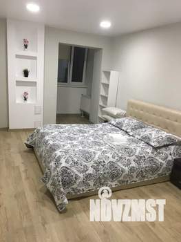 2-к квартира, посуточно, 70м2, 4/10 этаж