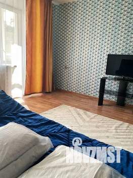 1-к квартира, посуточно, 35м2, 4/9 этаж