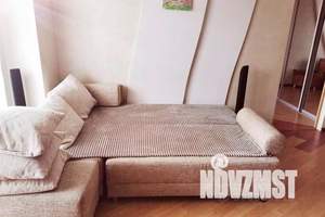 2-к квартира, посуточно, 42м2, 7/22 этаж