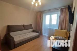 1-к квартира, посуточно, 35м2, 4/9 этаж