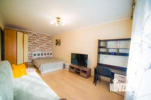 1-к квартира, посуточно, 33м2, 3/10 этаж