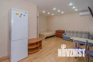 1-к квартира, посуточно, 43м2, 1/1 этаж