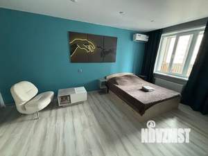 1-к квартира, посуточно, 40м2, 3/25 этаж