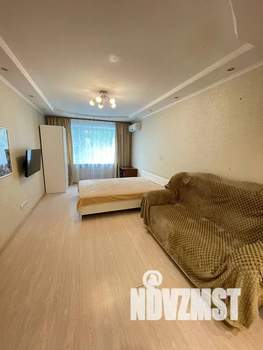 2-к квартира, посуточно, 56м2, 1/9 этаж