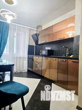 1-к квартира, посуточно, 37м2, 2/24 этаж