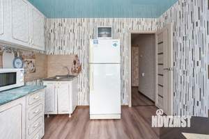 1-к квартира, посуточно, 37м2, 3/9 этаж