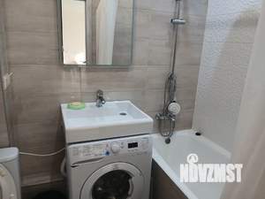 1-к квартира, посуточно, 40м2, 1/9 этаж