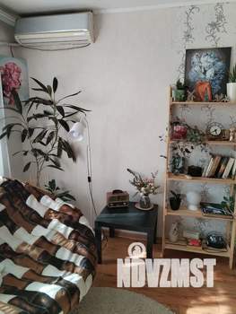 1-к квартира, посуточно, 35м2, 4/9 этаж