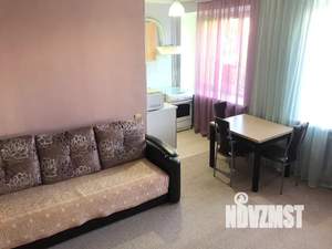 1-к квартира, посуточно, 33м2, 3/6 этаж