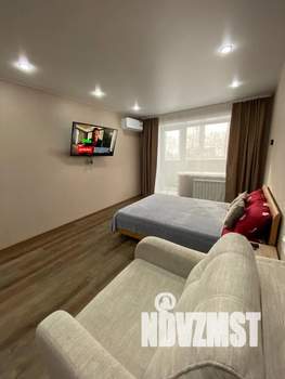 1-к квартира, посуточно, 33м2, 1/5 этаж