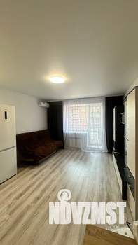 Студия квартира, посуточно, 30м2, 6/10 этаж