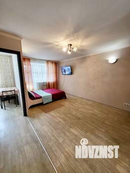 1-к квартира, посуточно, 35м2, 3/5 этаж