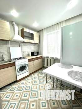 1-к квартира, посуточно, 35м2, 4/5 этаж