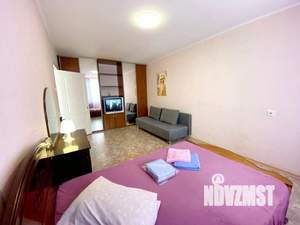 1-к квартира, посуточно, 36м2, 1/1 этаж