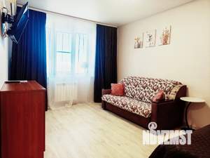 1-к квартира, посуточно, 35м2, 6/9 этаж