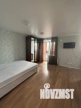 Студия квартира, посуточно, 30м2, 1/10 этаж