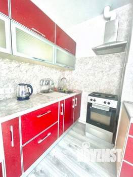 Студия квартира, посуточно, 35м2, 12/19 этаж