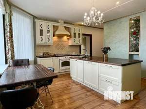 3-к квартира, на длительный срок, 101м2, 8/9 этаж