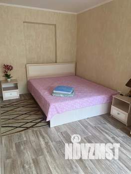 2-к квартира, посуточно, 42м2, 3/5 этаж