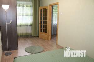 2-к квартира, посуточно, 42м2, 1/5 этаж
