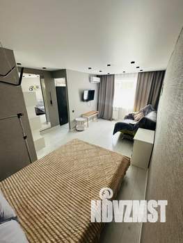 Студия квартира, посуточно, 35м2, 4/5 этаж