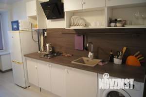 1-к квартира, посуточно, 42м2, 1/1 этаж