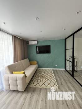 Студия квартира, посуточно, 33м2, 2/5 этаж