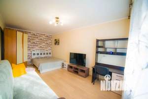 1-к квартира, посуточно, 33м2, 3/10 этаж