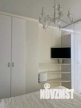 1-к квартира, посуточно, 40м2, 9/10 этаж