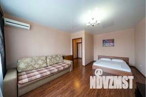 1-к квартира, посуточно, 40м2, 6/10 этаж