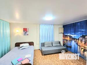 Студия квартира, посуточно, 33м2, 2/5 этаж