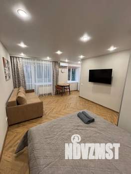 Студия квартира, посуточно, 32м2, 3/5 этаж