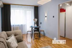 2-к квартира, посуточно, 45м2, 1/1 этаж