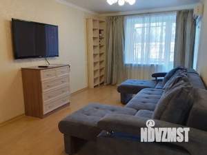 3-к квартира, посуточно, 69м2, 1/10 этаж