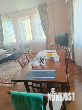 3-к квартира, на длительный срок, 120м2, 10/17 этаж