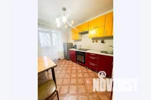 1-к квартира, посуточно, 35м2, 4/10 этаж