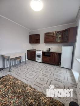 1-к квартира, посуточно, 40м2, 4/10 этаж