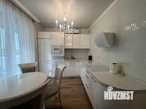 Студия квартира, посуточно, 47м2, 9/11 этаж