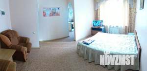 1-к квартира, посуточно, 32м2, 1/1 этаж