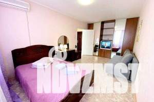 1-к квартира, посуточно, 36м2, 9/9 этаж