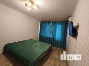 1-к квартира, посуточно, 38м2, 7/10 этаж