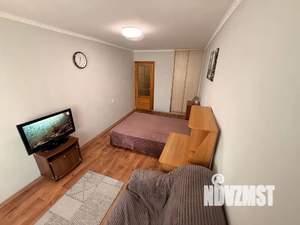 1-к квартира, посуточно, 35м2, 1/9 этаж